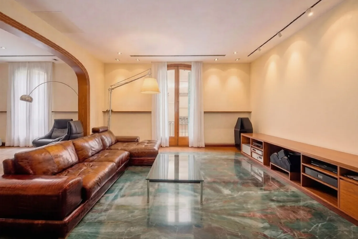Дуплекс 534 м² в модернистской finca рядом с La Pedrera — фото 7